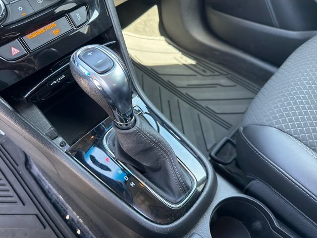 Used 2022 Buick Encore Preferred w/ Safety Package AWD/4WD image 20