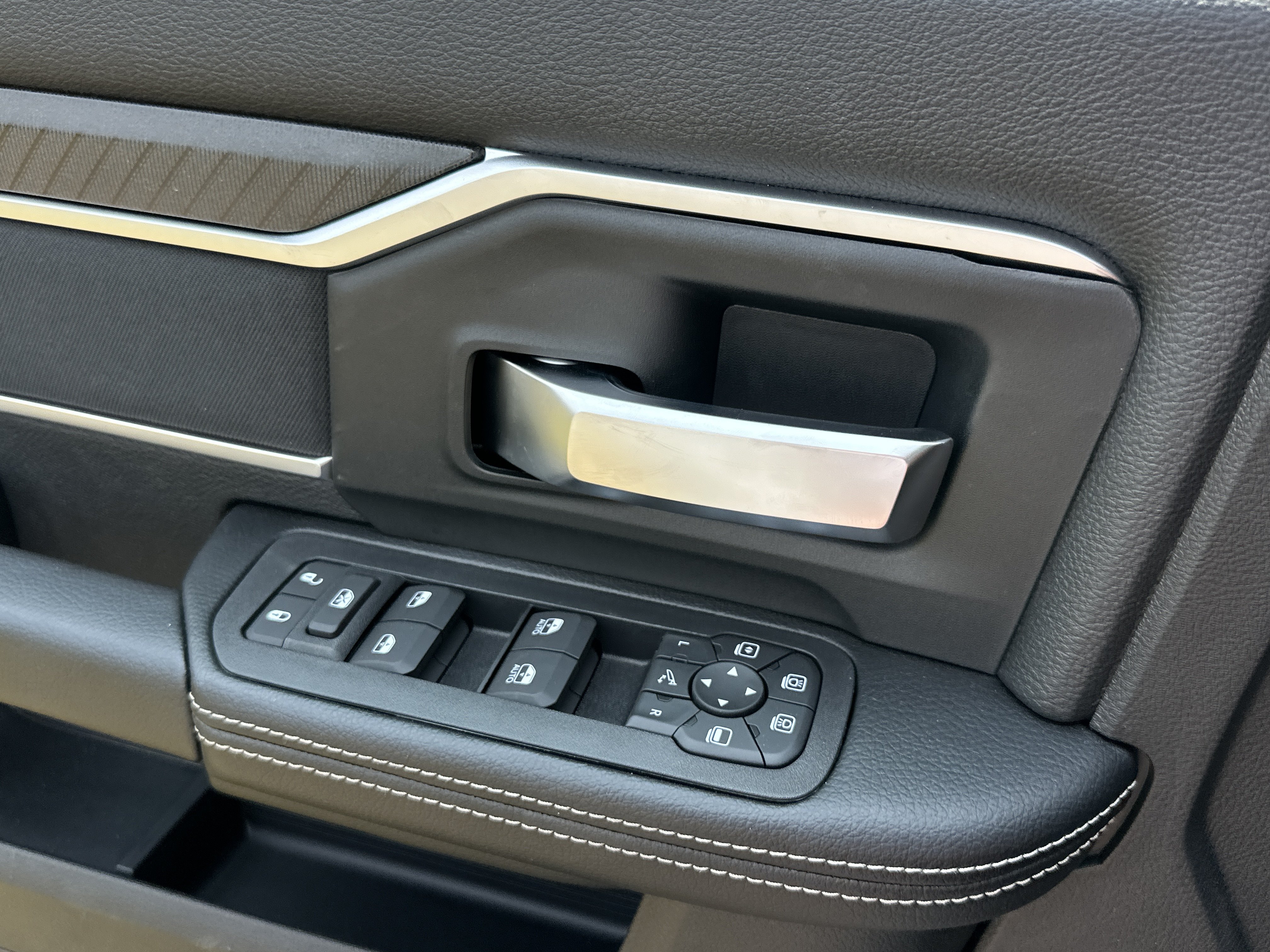 New 2026 RAM 3500 Big Horn AWD/4WD image 14