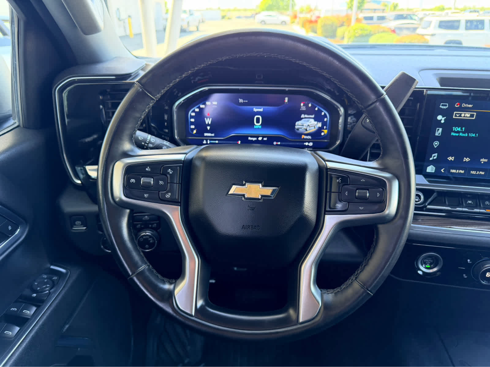Used 2023 Chevrolet Silverado 1500 LT image 14