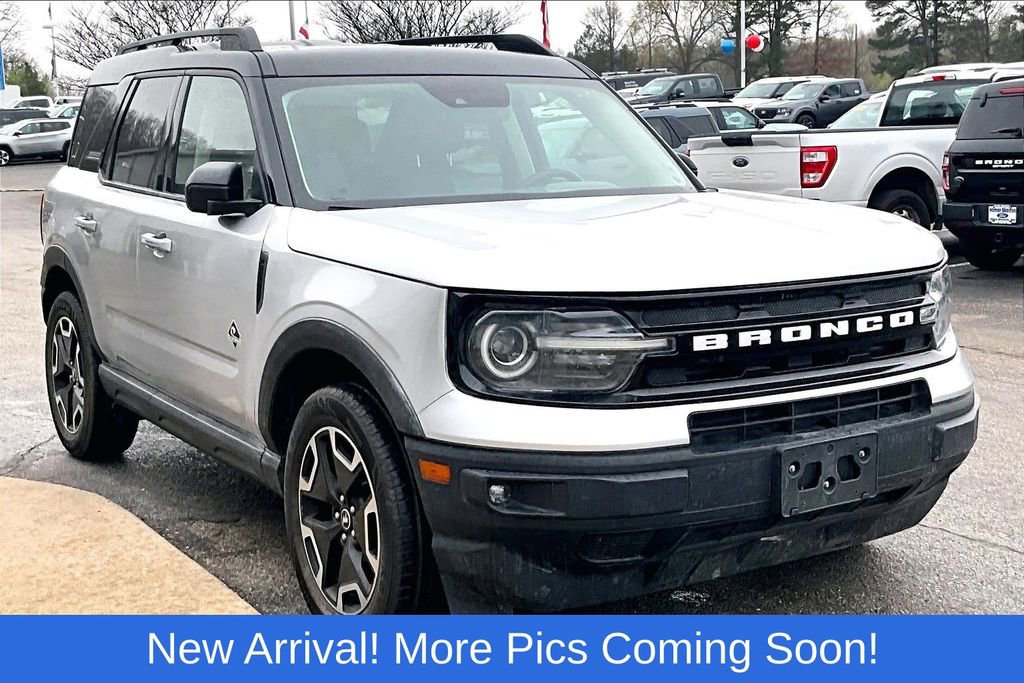Used 2021 Ford Bronco Sport Outer Banks w/ Outer Banks Package (96D) image 1