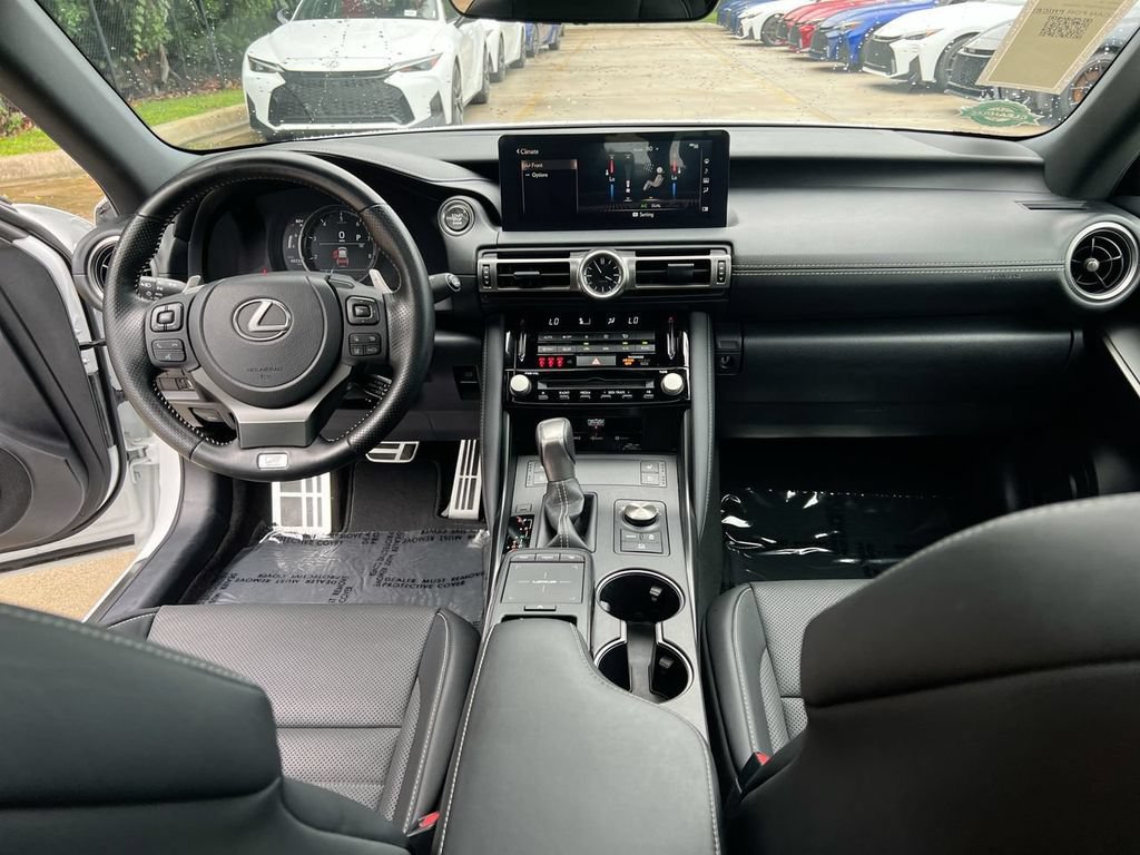 Certified 2022 Lexus IS 350 F Sport RWD image 21