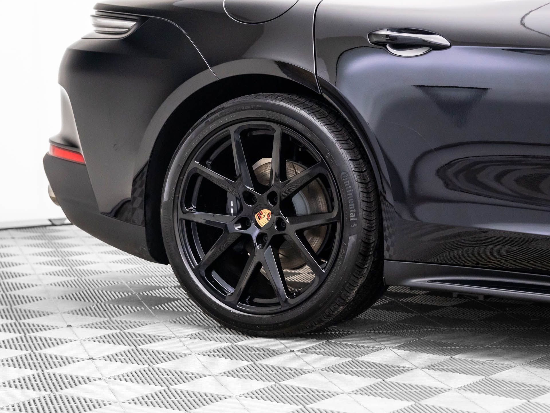 New 2026 Porsche Panamera 4 image 38