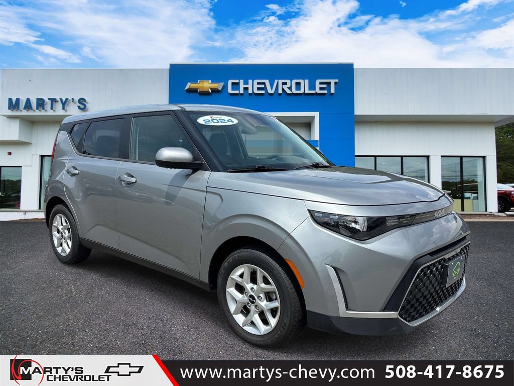 Used 2024 Kia Soul LX w/ Option Group 015