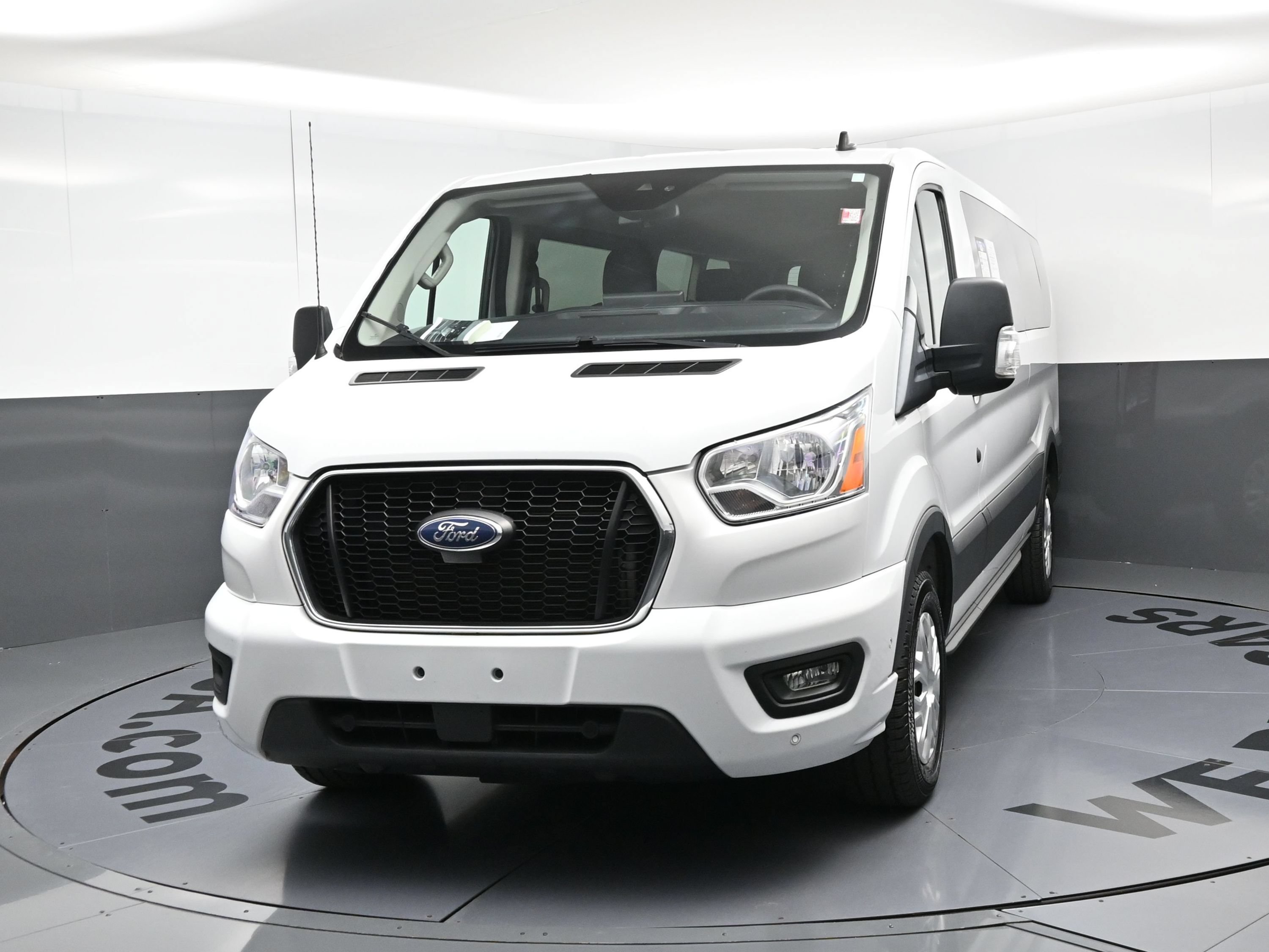 Used 2022 Ford Transit 350 XLT RWD image 23