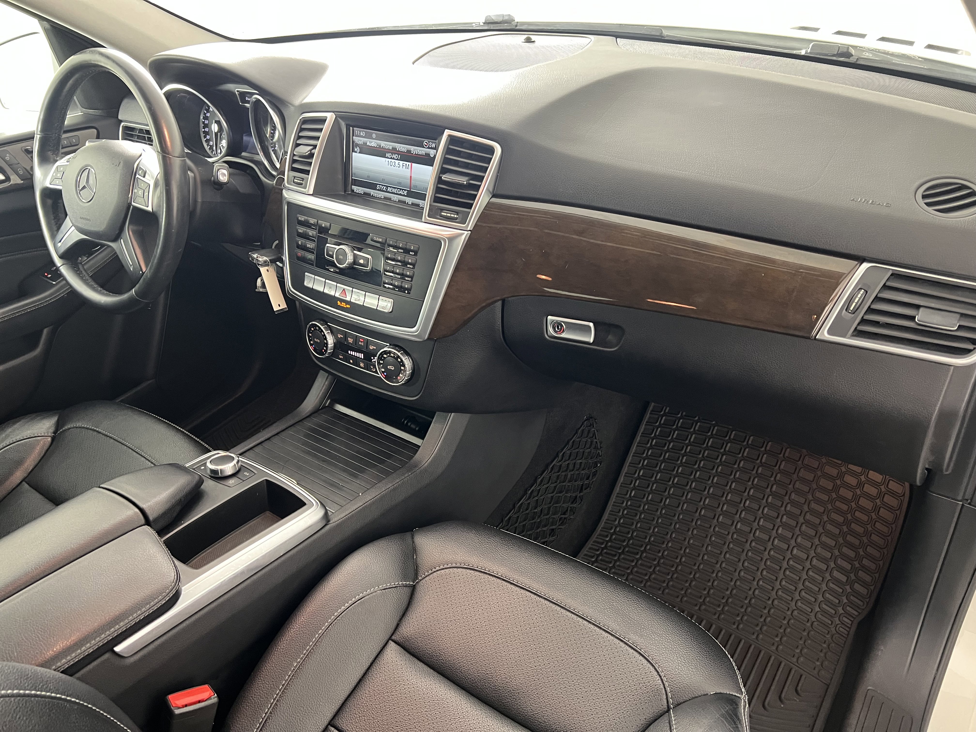 Used 2015 Mercedes-Benz ML 350 4MATIC image 26