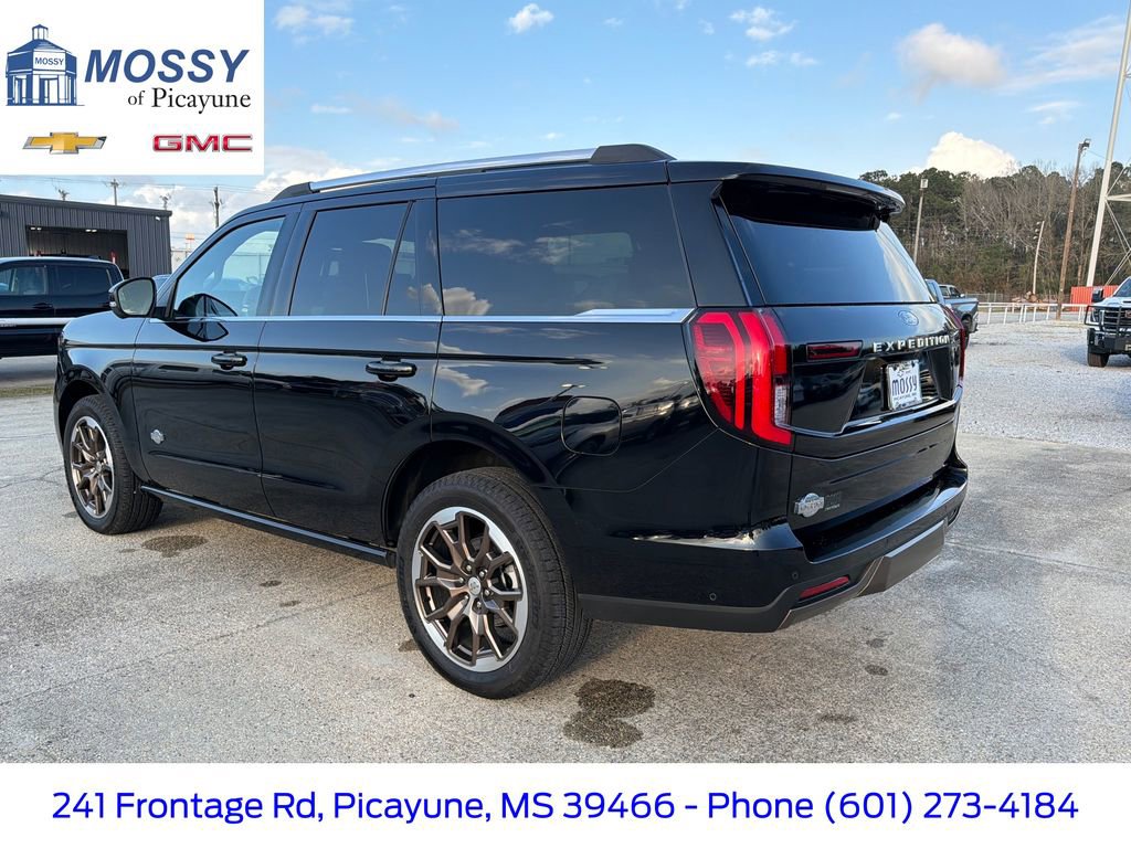 Used 2025 Ford Expedition King Ranch image 4