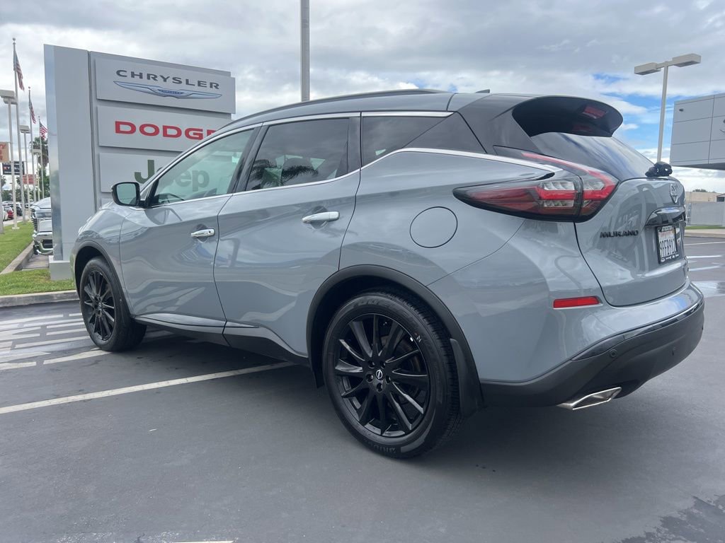Used 2024 Nissan Murano SV w/ SV Midnight Edition Package image 16