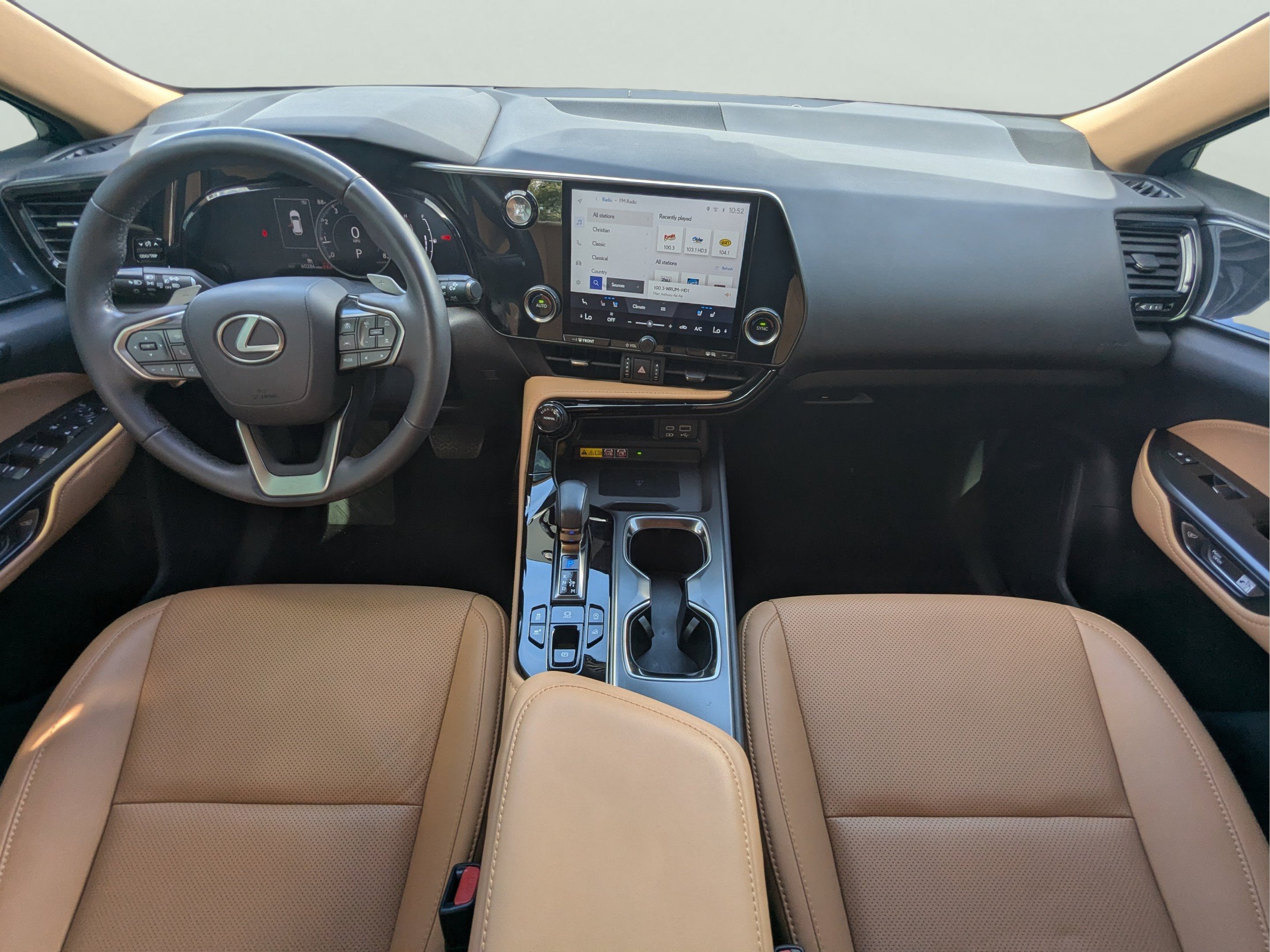 Used 2022 Lexus NX 350 AWD image 12
