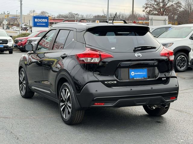 Used 2020 Nissan Kicks SR w/ Exterior Package image 3