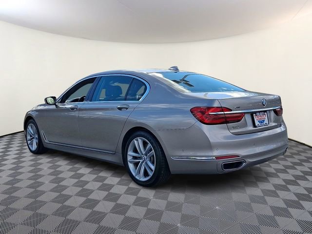 Used 2016 BMW 750i xDrive image 4