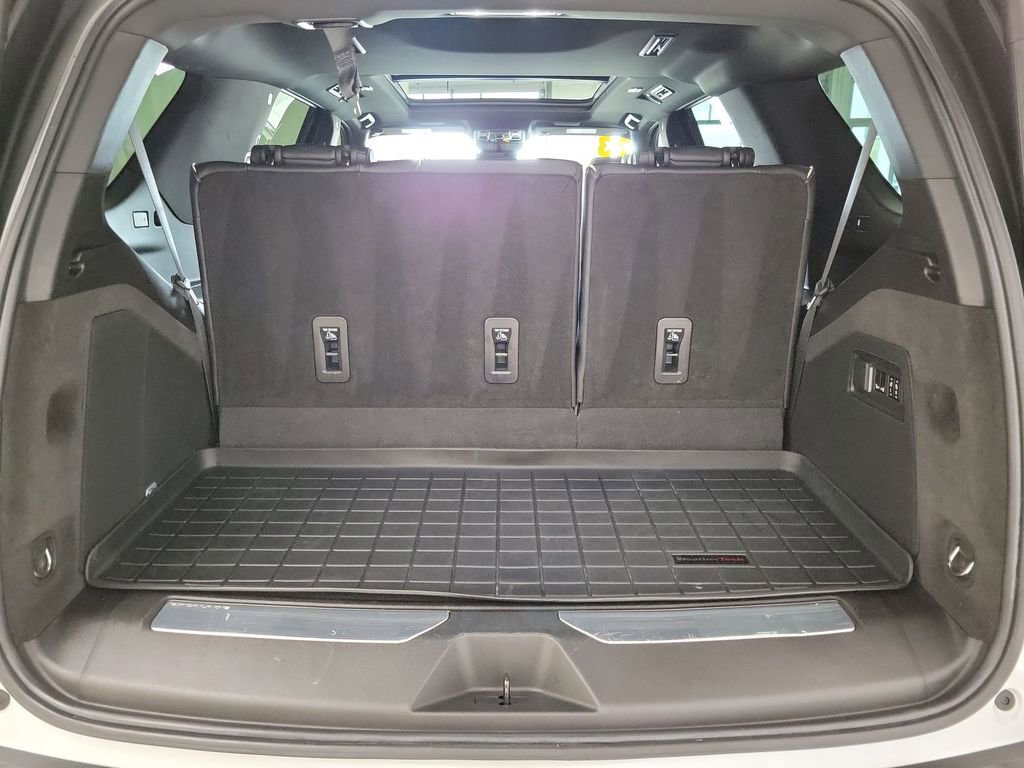 Used 2023 Cadillac Escalade Premium Luxury w/ LPO, Floor Liner Package AWD/4WD image 21
