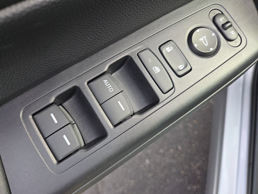 Certified 2025 Honda CR-V LX image 28