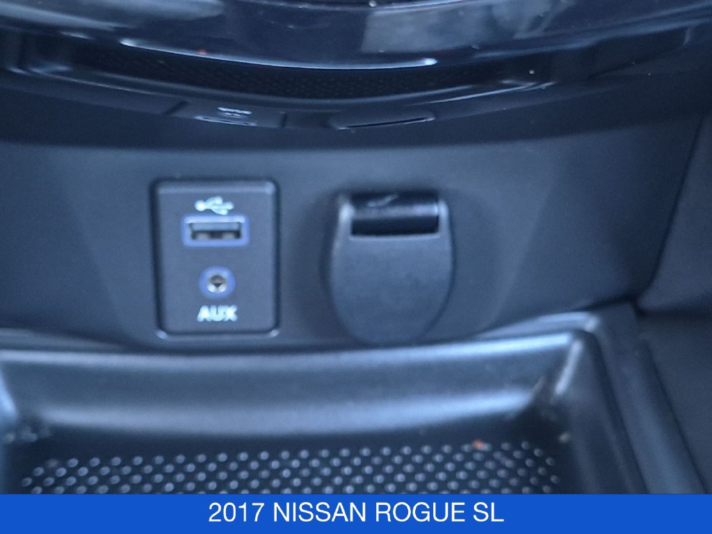 Used 2017 Nissan Rogue SL w/ SL Premium Package AWD/4WD image 26