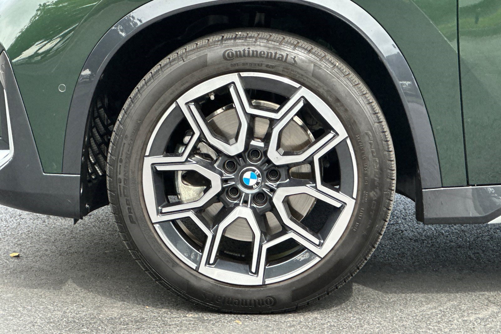 Used 2025 BMW X1 xDrive28i w/ Premium Package AWD/4WD image 38