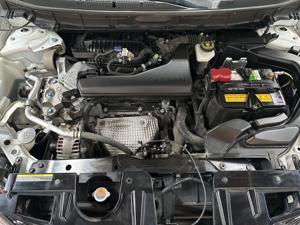 Used 2016 Nissan Rogue SV image 33