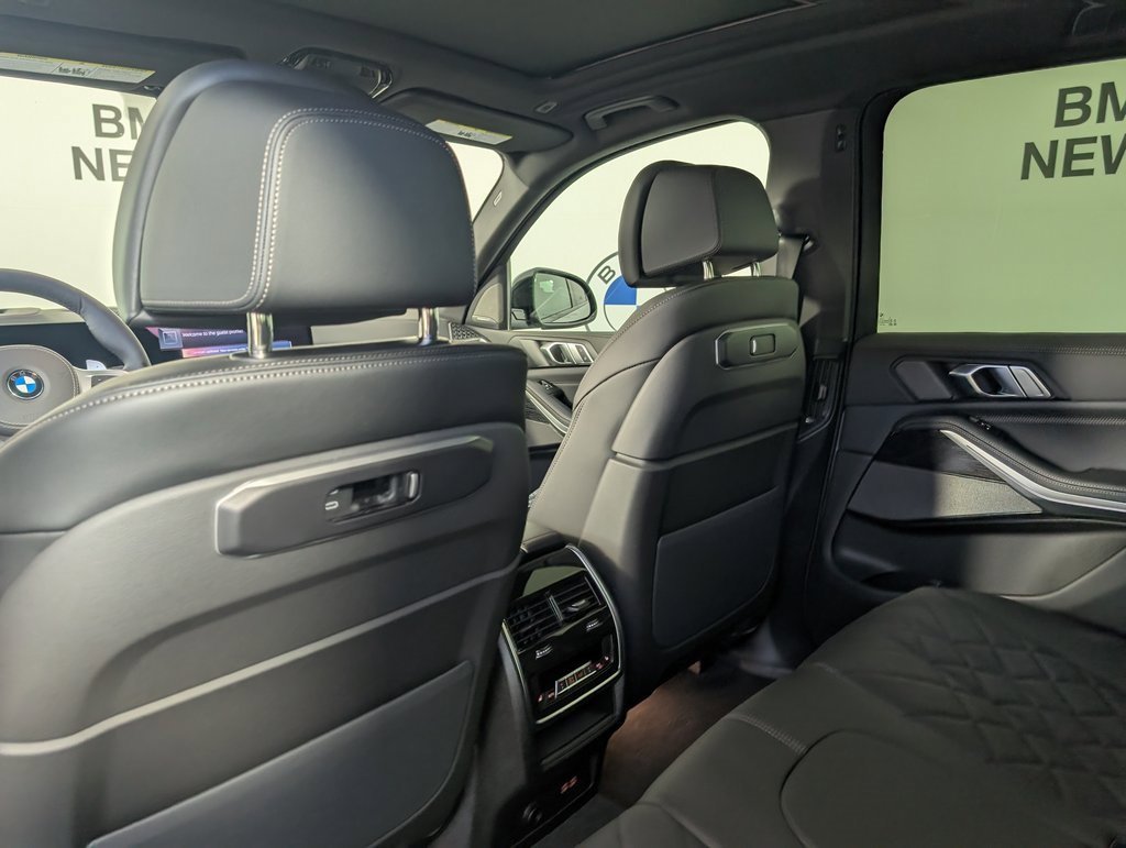 New 2026 BMW X5 xDrive40i w/ M Sport Package image 14