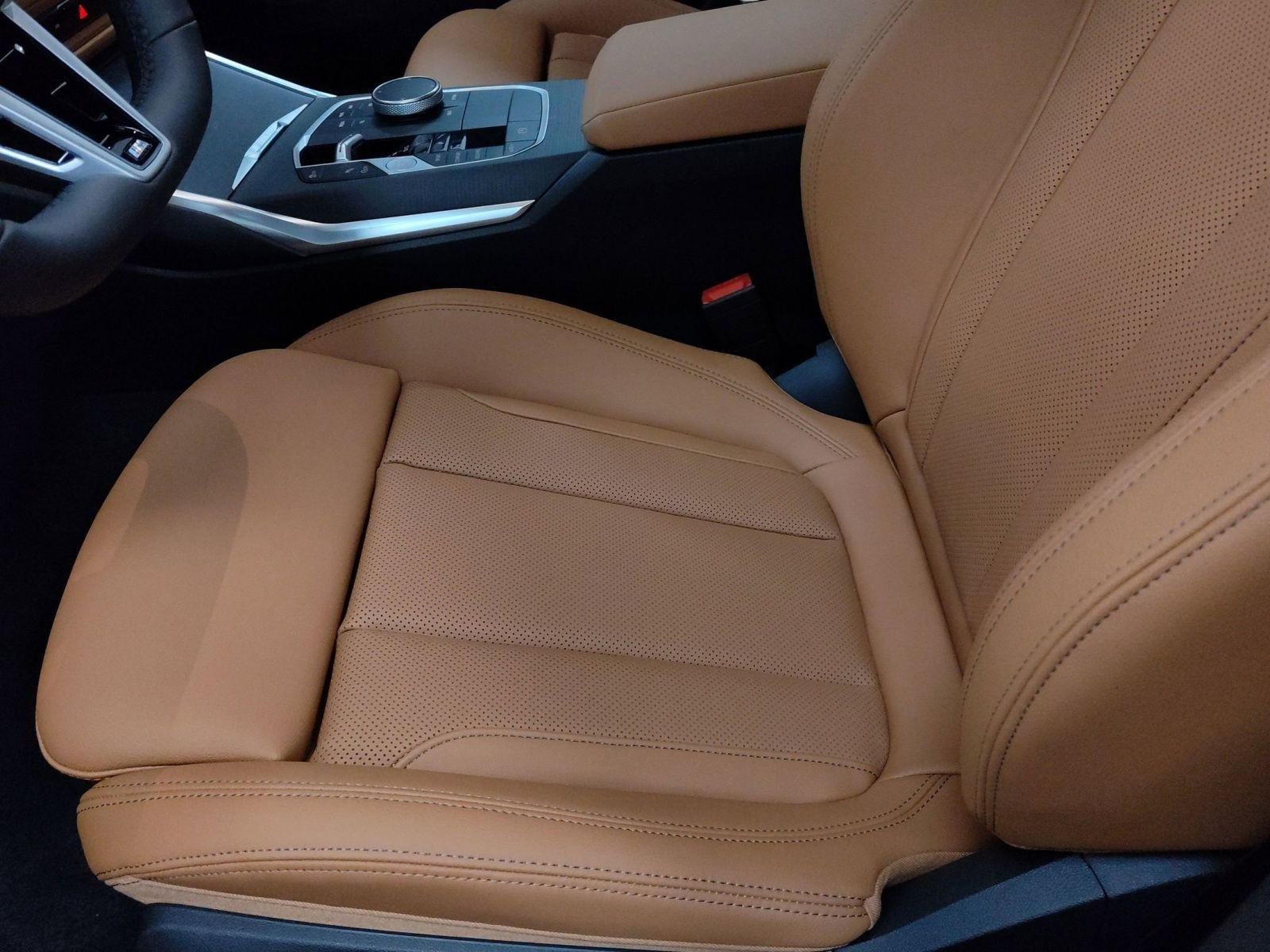 New 2026 BMW 330i Sedan w/ M Sport Package image 17