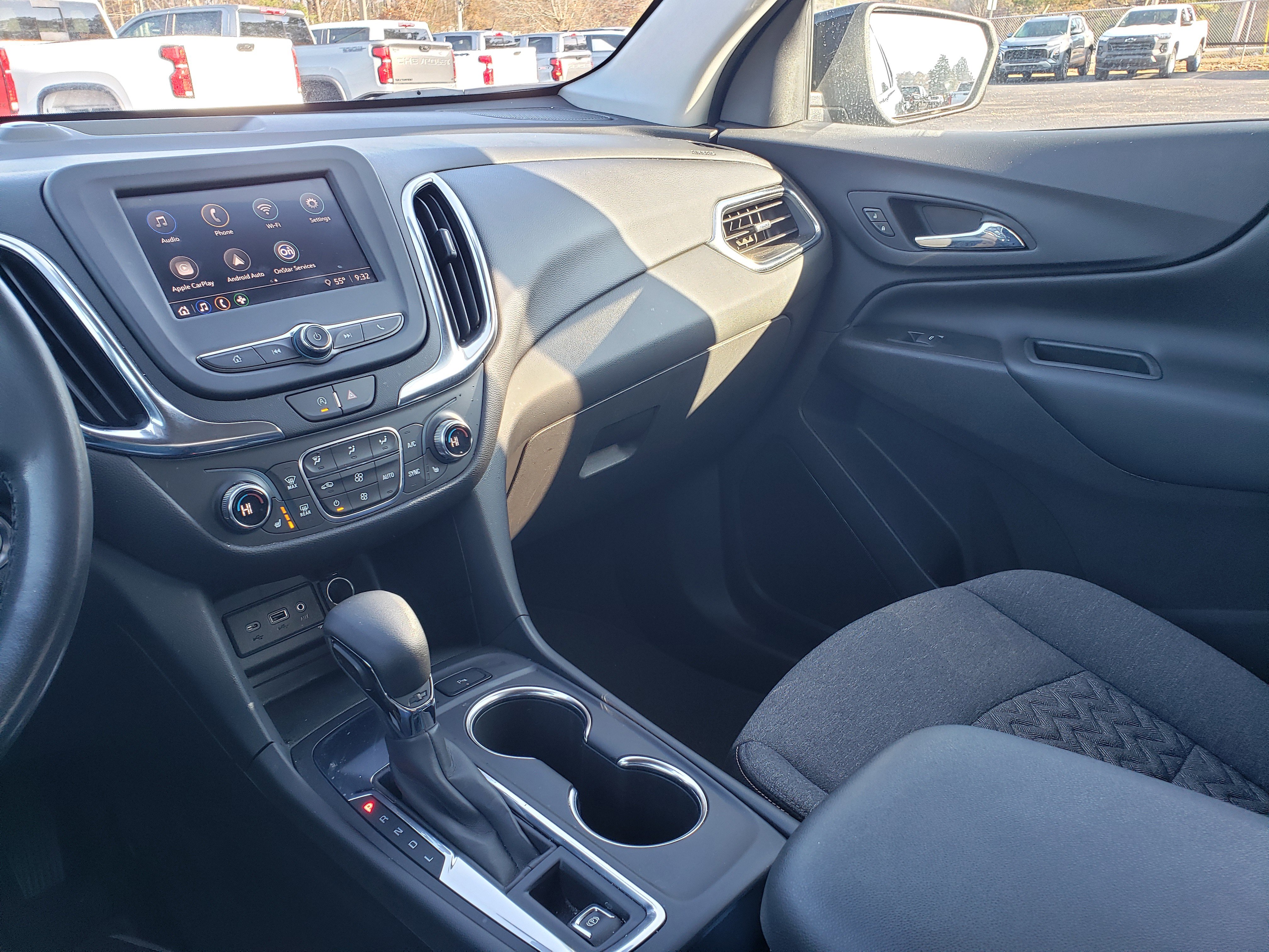 Used 2022 Chevrolet Equinox LT w/ Driver Convenience Package image 22