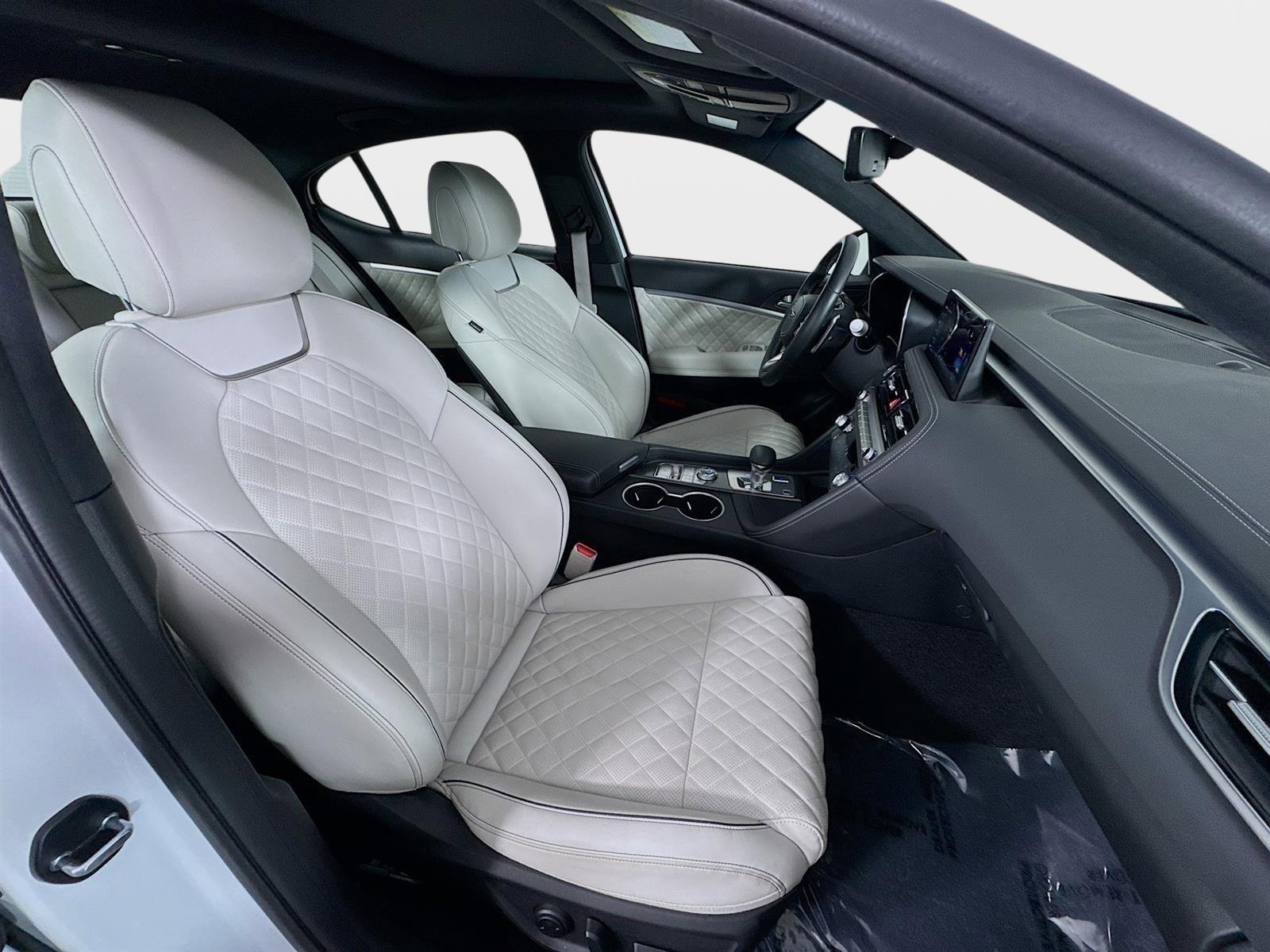 Certified 2025 Genesis G70 3.3T Advanced w/ Sport Prestige Package image 30