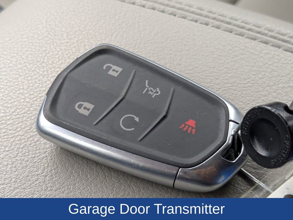 Used 2021 Cadillac XT4 Premium Luxury w/ Cold Weather Package image 28