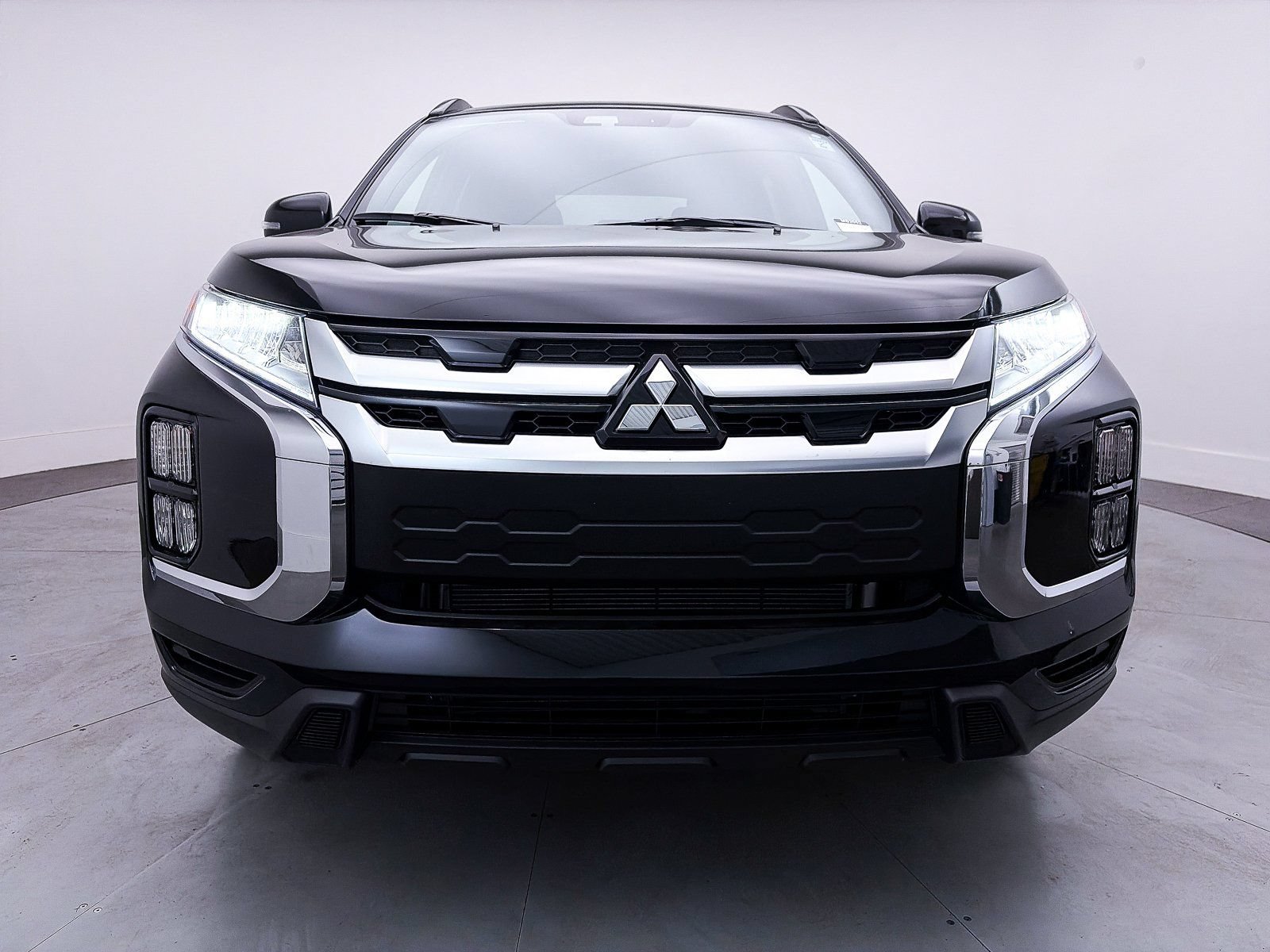 New 2026 Mitsubishi Outlander Sport SEL AWD/4WD image 2