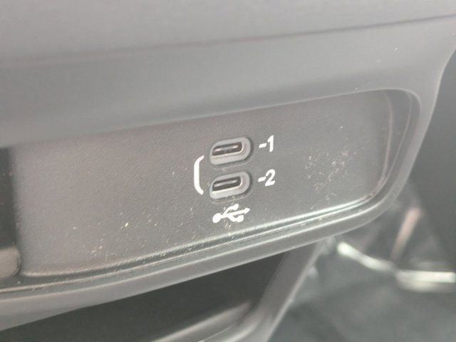 New 2026 Chrysler Pacifica Select FWD image 19