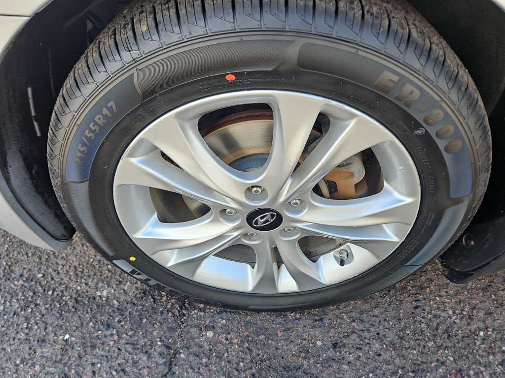 Used 2012 Hyundai Sonata Limited FWD image 26