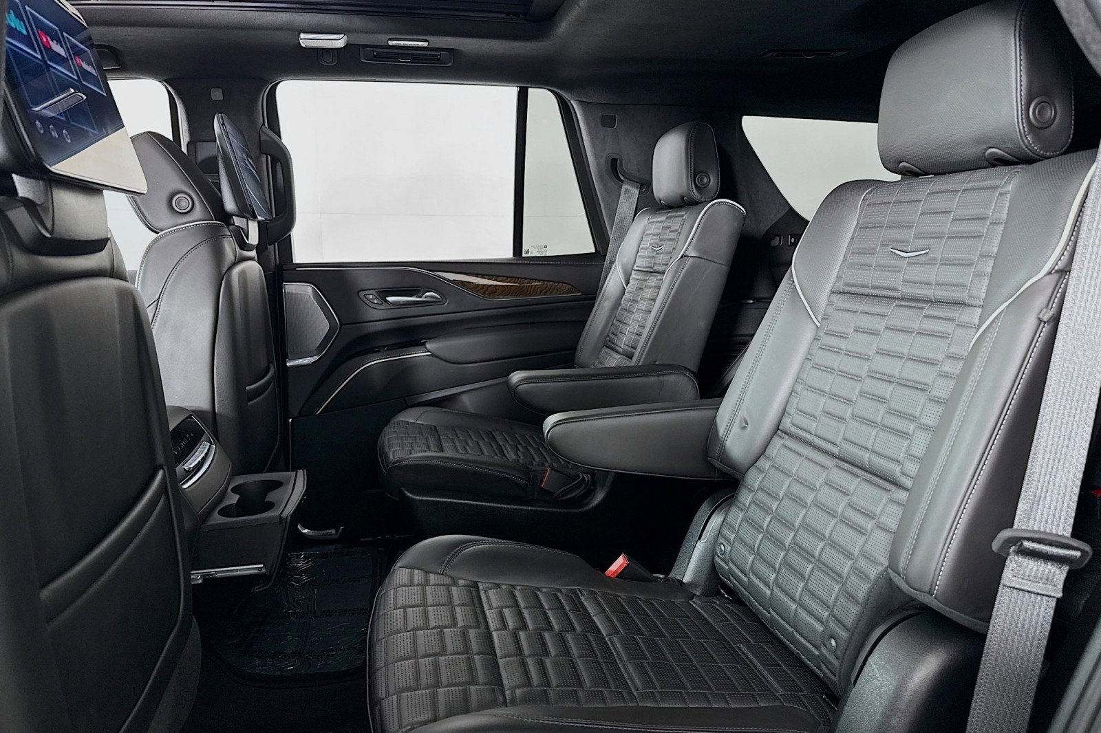 Used 2023 Cadillac Escalade Sport Platinum image 7