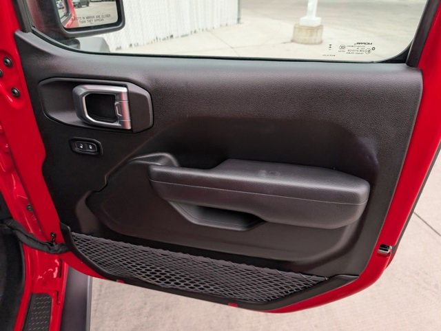 Used 2024 Jeep Wrangler Willys image 27