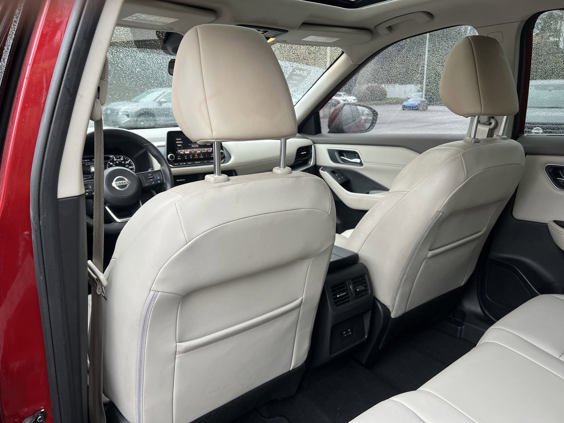 Used 2021 Nissan Rogue SV w/ Premium Package image 19