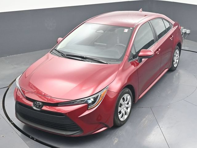 Used 2025 Toyota Corolla LE FWD image 39