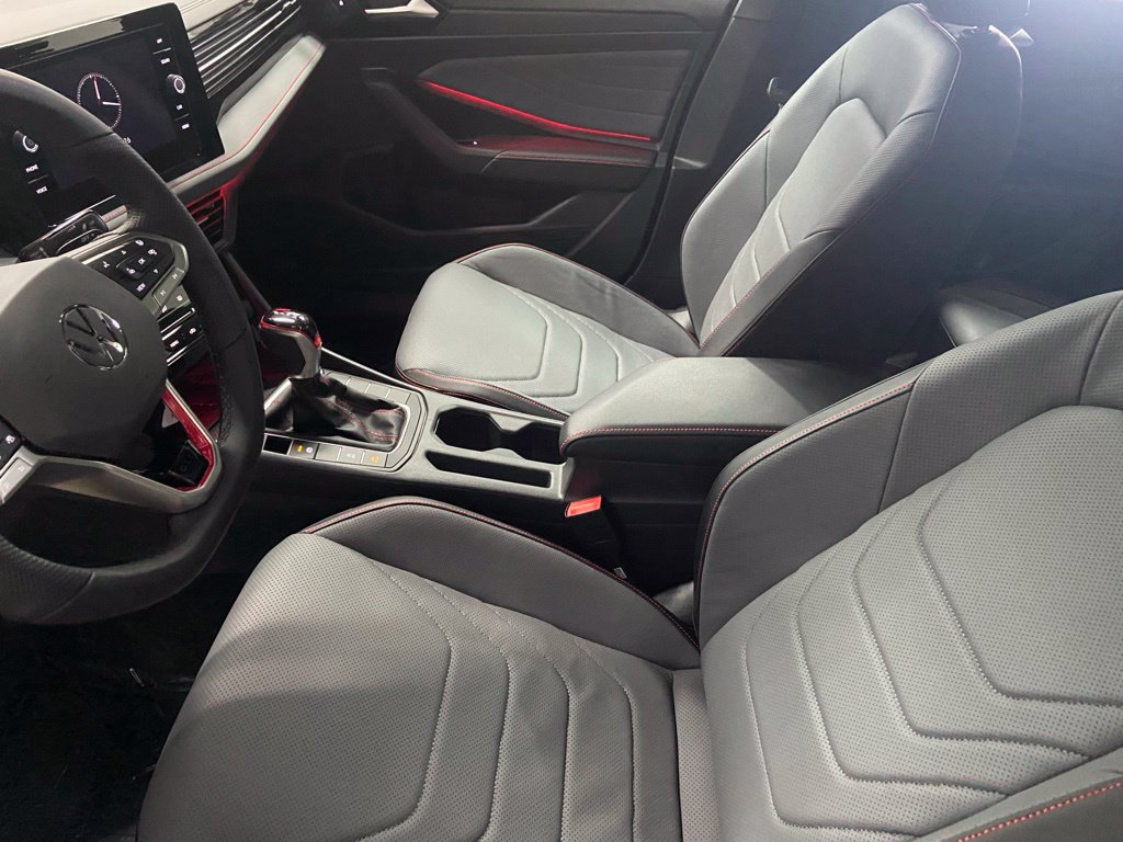 New 2026 Volkswagen Jetta GLI Autobahn FWD image 4