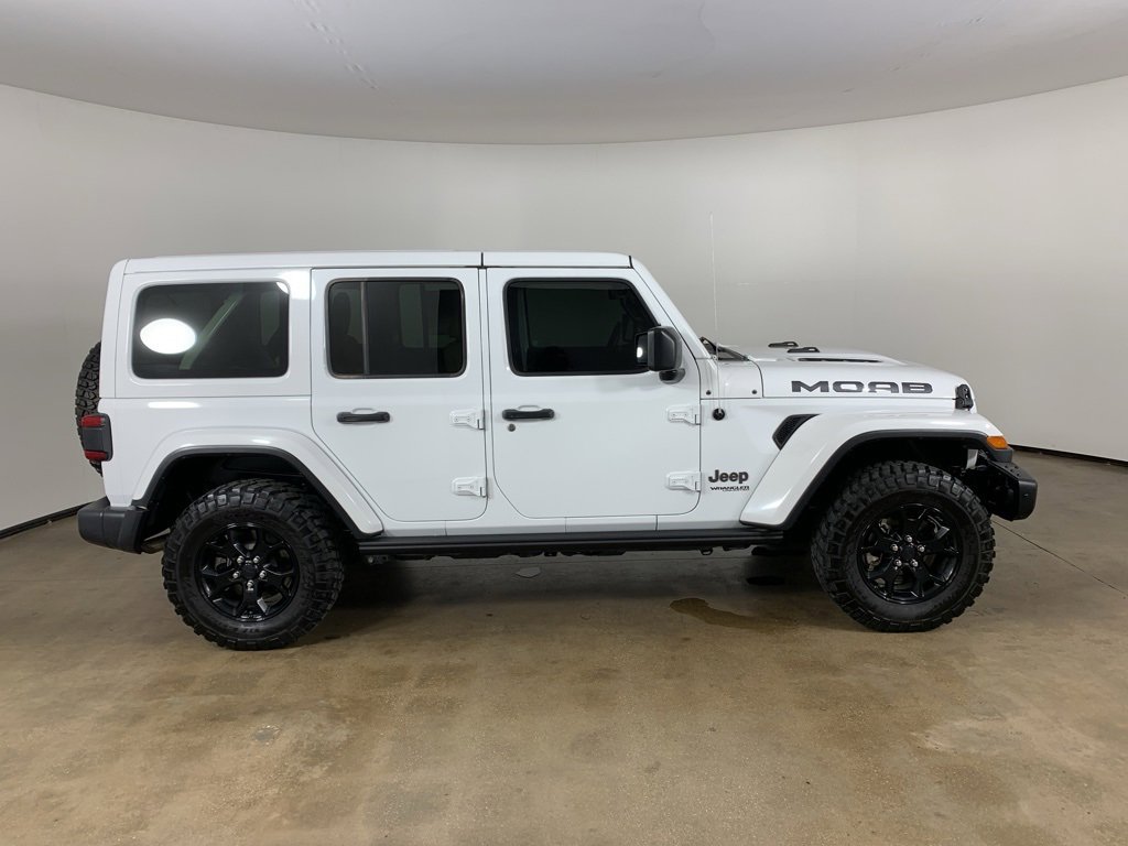 Used 2019 Jeep Wrangler Unlimited Sahara w/ Quick Order Package 24M Moab image 7