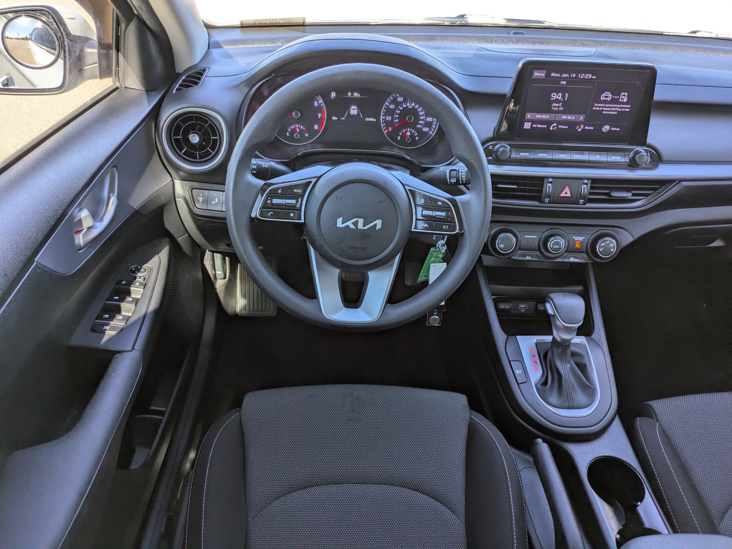 Certified 2022 Kia Forte LXS w/ LXS Technology Package image 16