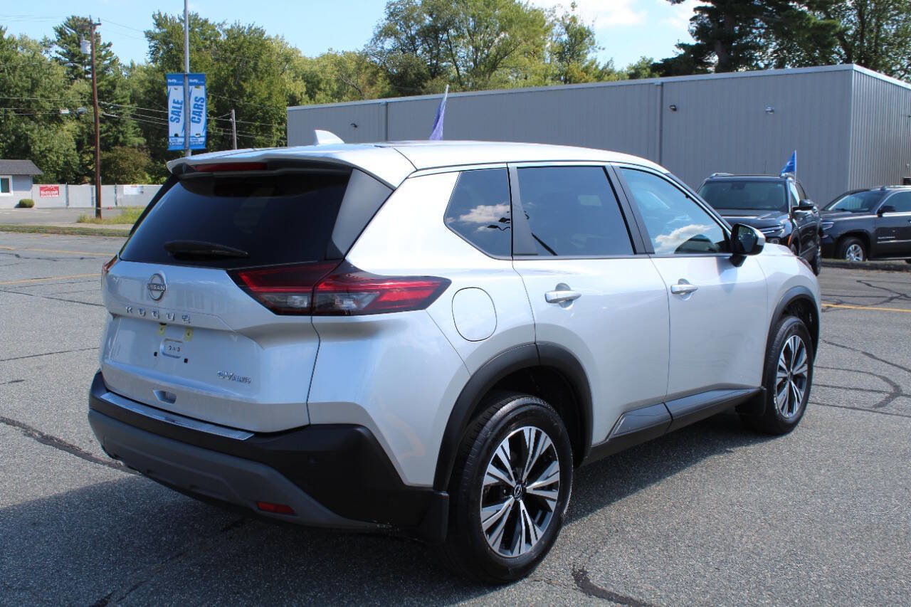 Used 2023 Nissan Rogue SV image 7