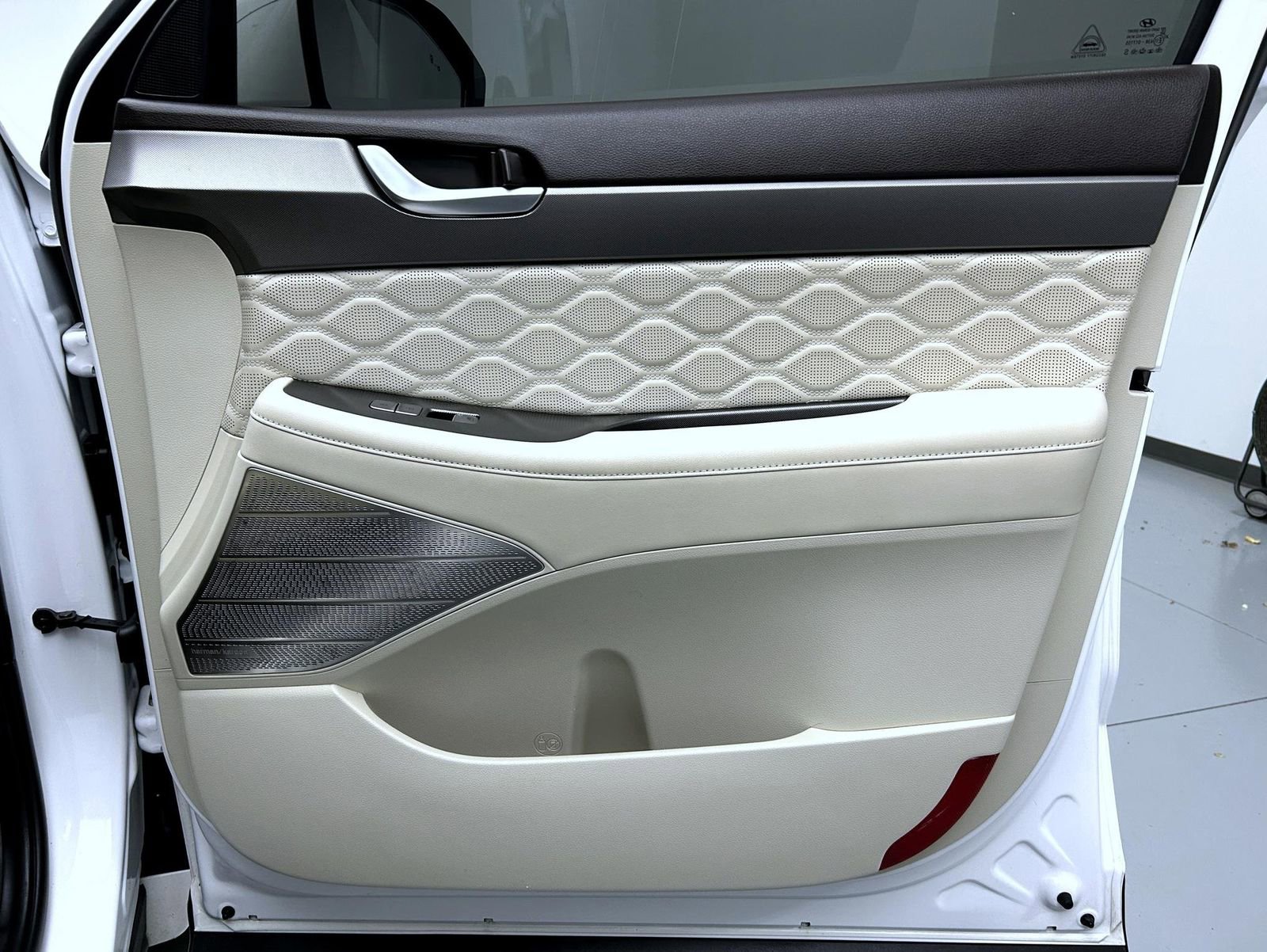 Used 2020 Hyundai Palisade Limited image 16