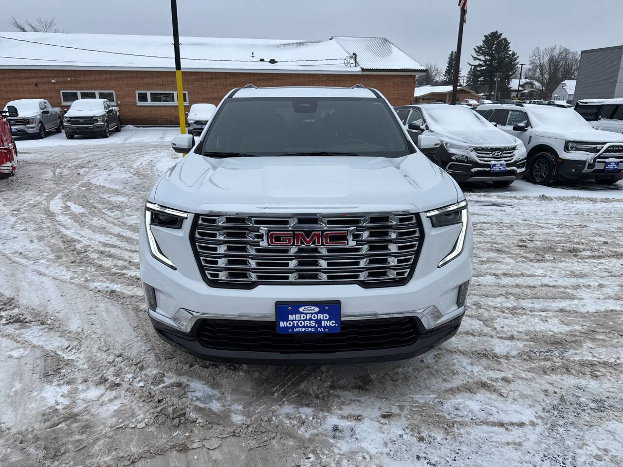 Used 2024 GMC Acadia Denali w/ LPO, Floor Liner Package image 8