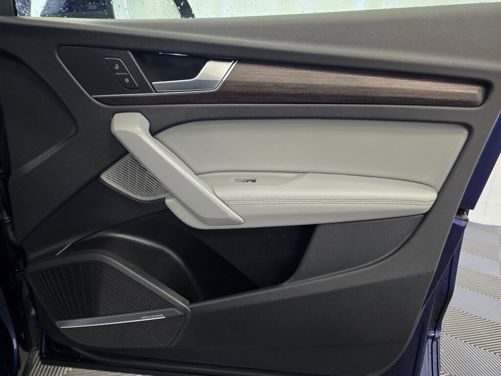 Certified 2025 Audi Q5 2.0T Premium Plus w/ Premium Plus Package image 27