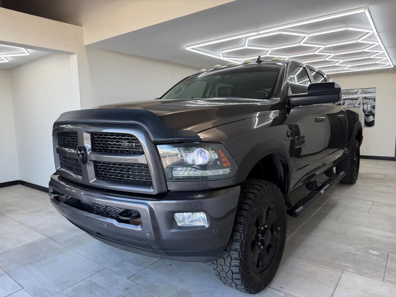 Used 2017 RAM 3500 Laramie w/ Sport Appearance Group AWD/4WD image 3