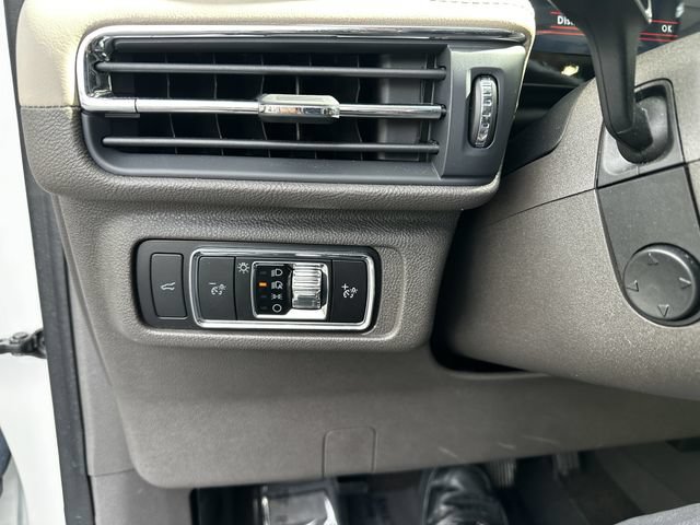 Certified 2024 Lincoln Corsair AWD w/ Equipment Group 101A image 31
