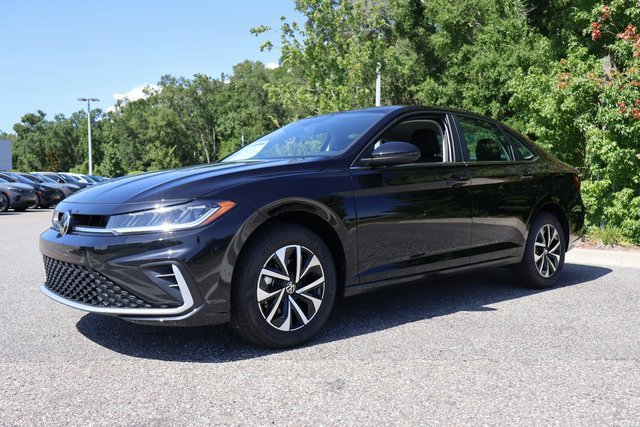 New 2025 Volkswagen Jetta S image 3
