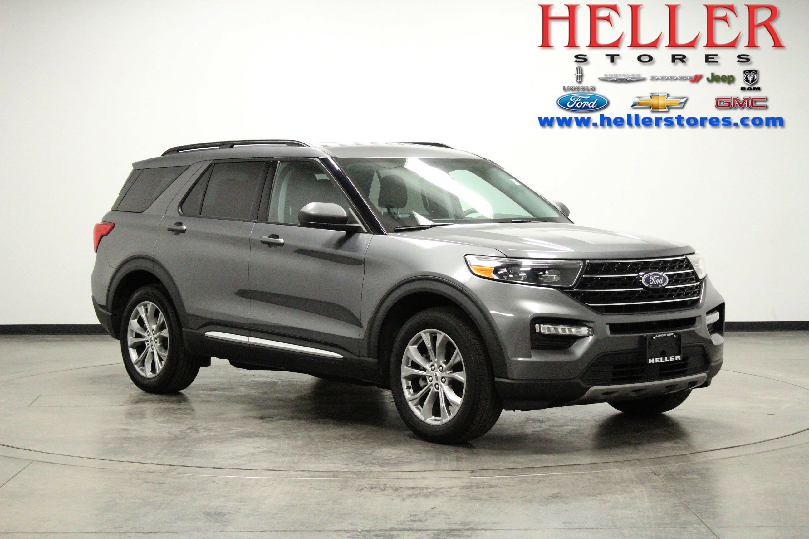 Used 2021 Ford Explorer XLT w/ Equipment Group 202A AWD/4WD image 1