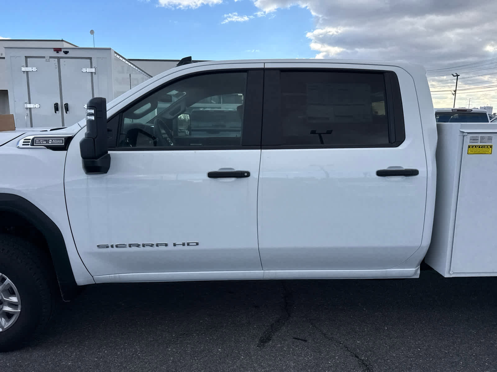 New 2025 GMC Sierra 2500 Pro w/ Convenience Package image 3