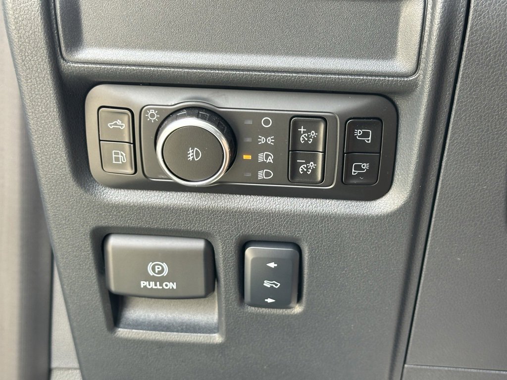 Used 2025 Ford F150 Lariat w/ Equipment Group 501A Mid image 33