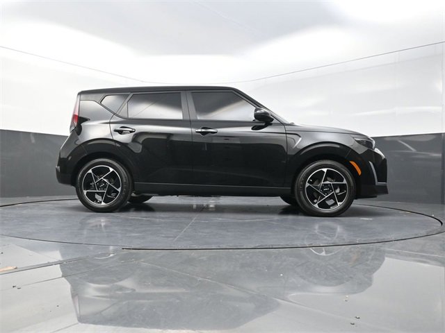 Used 2025 Kia Soul EX image 34