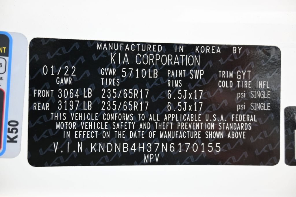 Used 2022 Kia Carnival LX FWD image 39