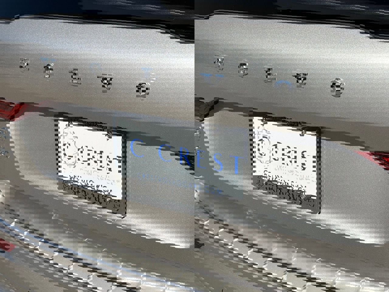 New 2026 Volvo XC60 T8 Ultra w/ Protection Package Premier image 7