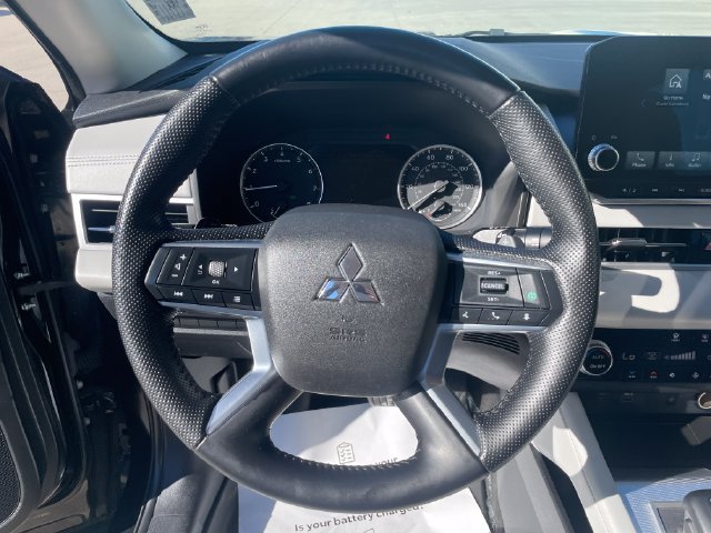 Used 2022 Mitsubishi Outlander SEL AWD/4WD image 25