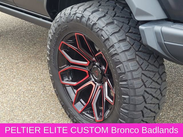 New 2025 Ford Bronco Badlands image 5