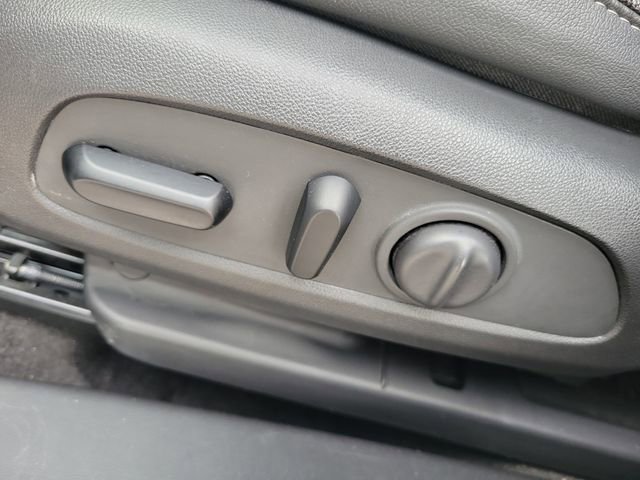 Used 2021 Buick Encore GX Select w/ Sport Touring Package FWD image 6